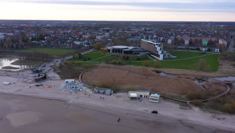 Tervise-Paradiis-Hotel-and-Veekeskus-water-park-in-revealing-flyaway-aerial-view