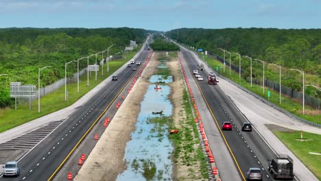 Traffic-on-long-highway-off-Everglades-in-Florida