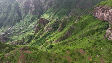 Drone-Shot-of-Amazing-Landscape-of-Santiago-Island,-Cape-Verde