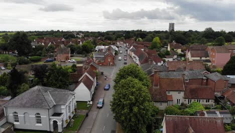 Rising-drone-shot-of-Lavenham-which-is-a-well-preserved-medieval-village-in-Suffolk,-UK