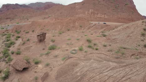 FPV-drone-view-of-rock-formation-in-Cafayate-nature-reserve,-Quebrada-las-Conchas