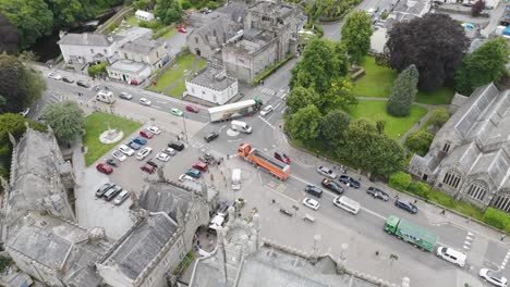 HGV-lorry-causing-major-traffic-to-pile-up-in-Tavistock,-highlighting-the-congestion-and-traffic-issues,-Devon,-UK,-June-2024