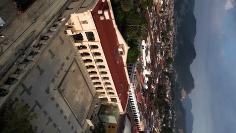 Aerial-view-of-Arches-park-from-the-historical-Center-in-the-city-of-Cordoba,-Veracruz,-Mexico