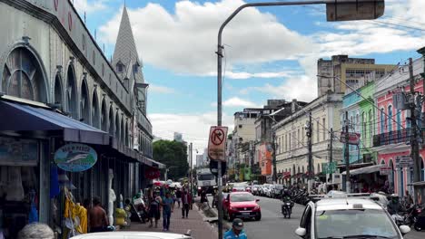 Brazil,-Pará:-Mercado-Ver-O-Peso,-featuring-the-bustling-surrounding-streets-and-vibrant-local-commerce