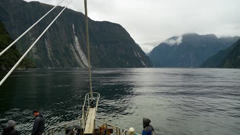 Hyperlapse-of-a-tourist-cruise-sailing-through-Milford-Sound