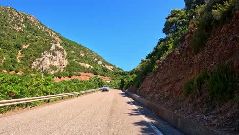 Relajante-Viaje-En-Coche,-Excursión-De-Vacaciones-En-La-Isla,-Punto-De-Vista