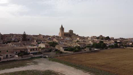 Pueblo-Del-Interior-De-Mallorca-Llamado-Sineu