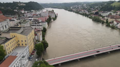 Inundación-Ciudad-De-Passau-Sur-De-Alemania-Cambio-Climático-Marea-Alta-Río-Danubio