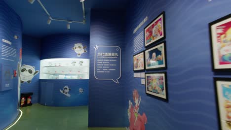 Visita-A-Una-Exhibición-De-Arte-Cómico-En-El-Museo-De-Arte-Jc-Cartoon