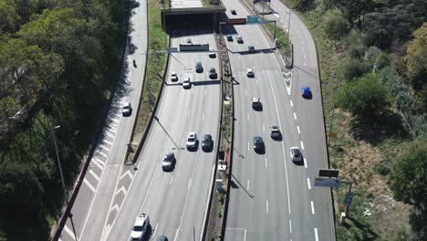 Urban-car-traffic-along-roads-of-Paris,-France