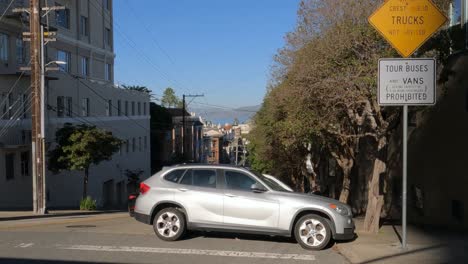 San-Francisco,-California-USA,-Driving-on-Union-Street,-Passenger-POV-of-Intersection-With-Leavenworth