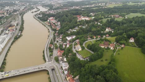 Donau-Marea-Alta-Passau-Baja-Baviera-Alemania-Vista-Aérea-Tierras-Inundadas