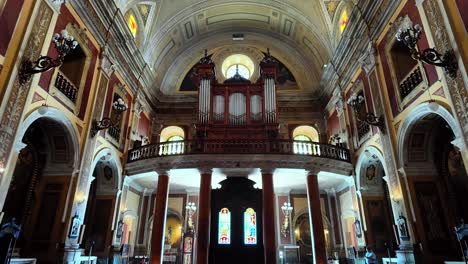 Belém,-Pará,-Brazil:-Interior-view-of-the-entrance-of-the-Metropolitan-Cathedral-of-Belém,-Nossa-Senhora-da-Graça