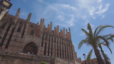 Palma-De-Mallorca-En-España,-Iglesia-Catedral-De-Estilo-Gótico-De-Las-Islas-Baleares