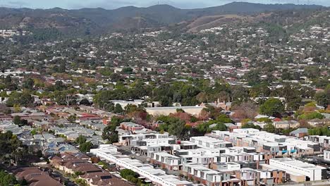 Drone-shot-moving-away-to-reveal-Housing-near-Adelaide,-South-Australia