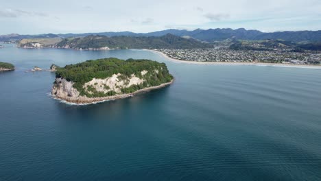 Hauturu-Island-Near-Whangamata-On-Coromandel-Peninsula-In-Waikato,-New-Zealand