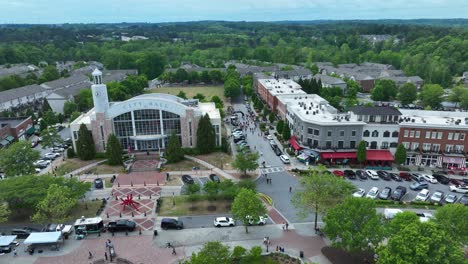 Rathaus-Der-Stadt-Suwanee-In-Amerika-An-Sonnigen-Tagen