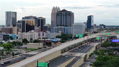 Traffic-scene-of-american-highway-in-Orlando-at-sunrise