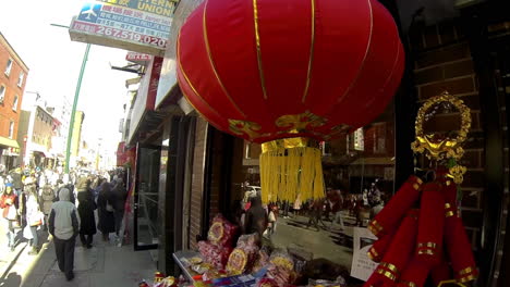 Se-Venden-Faroles-Chinos-En-Chinatown.