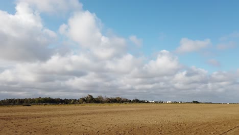 Panoramablick-Auf-Den-Ausgedehnten-Strand-Im-Ebrodelta