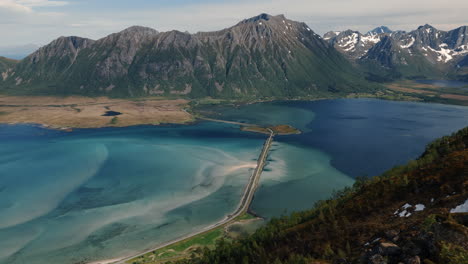 Delpsaksla,-Delpen,-Matmora-view-in-Lofoten,-Norway