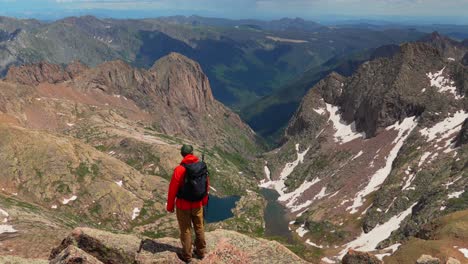 Chicago-Basin,-Spitze-Des-Windom,-Sonnenlicht,-Gipfel,-Mount-North-Eulos,-Silverton,-Colorado,-Wanderer,-Rucksacktour,-San-Juan,-Rocky-Mountains,-Bergkette,-Wanderer,-Wandern,-Gipfel-Genießen,-Schneekappe,-Aussicht,-Fourteener,-Aussicht,-Sommer,-Juli