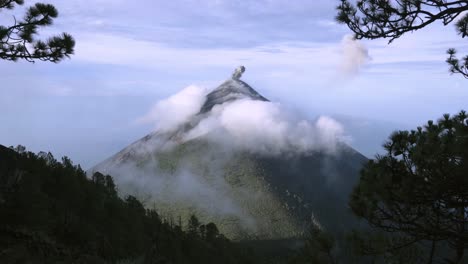 Static-shot-of-Volcano-Fuego-erupting,-daytime-4k