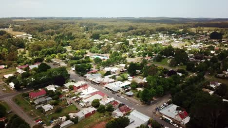 Aerial-timelapse-of-the-township-of-Trentham,-Victoria,-Australia