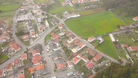 Pequeño-Pueblo-En-El-Campo