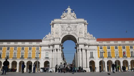 Rua-Augusta-Arch-is-a-famous-landmark-in-Lisbon-Portugal