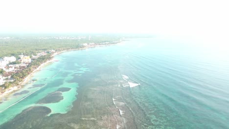 beach-near-Cancun,-in-the-middle-of-the-maya-zone