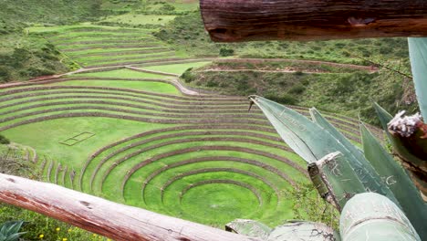 Peruanische-Archäologische-Stätte,-Moray