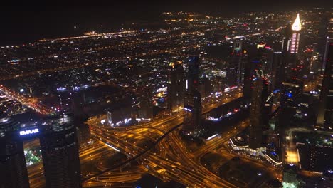 Schwenkaufnahme-Der-Stadt-Dubai-In-Den-Vereinigten-Arabischen-Emiraten-Von-Der-Spitze-Des-Burj-Khalifa-Towers