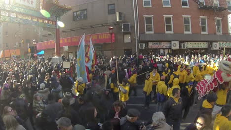 Chinese-New-Year-crowd-stretches-from-Friendship-Gate-down-10th-street