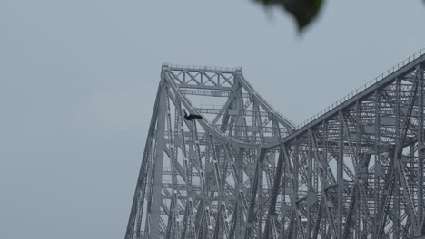 Howrah-Bridge-is-Asia's-longest-cantilever-bridge-built-by-East-India-Company-in-1983