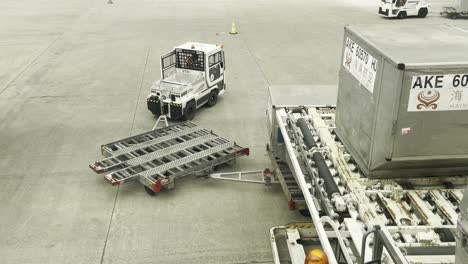 loading-luggage-and-food-for-intercontinental-flight-in-international-airport-main-eu-hub