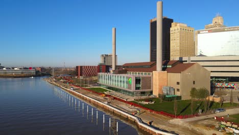 ProMedica-Headquarters,-in-downtown-Toledo,-on-the-Maumee-River-in-approaching-drone-view