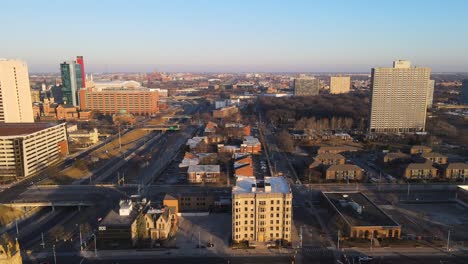 Bricktown-and-Lafayette-Park-neighborhood-of-Detroit,-Michigan,-USA