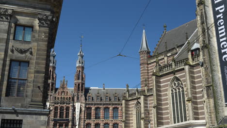 Amsterdam,-Niederlande.-Vintage-Gebäude-An-Einem-Sonnigen-Sommertag