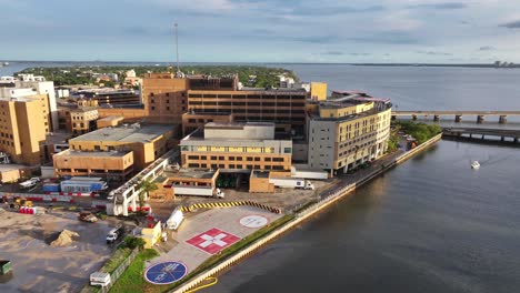 Hospital-complex-in-Tampa-by-the-waterfront-with-helipads-visible