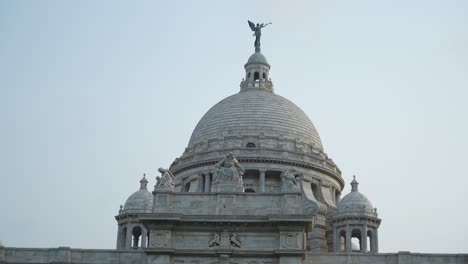 Victoria-Memorial-Hall-Dieser-Marmorpalast-Wurde-1921-Von-Der-Britischen-Regierung-Im-Zentrum-Von-Kalkutta-Zum-Gedenken-An-Königin-Victoria-Errichtet