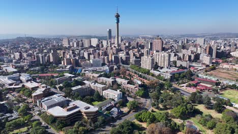 Skyline-Von-Johannesburg-In-Johannesburg-In-Gauteng,-Südafrika