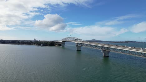 Auckland-Harbour-Bridge-Und-North-Shore-Bereich-Am-Waitemata-Harbour-In-Auckland,-Neuseeland