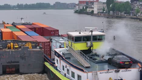 Angetrieben-Durch-Wasserstoff,-H2-Schiff-Transportiert-Frachtgüter