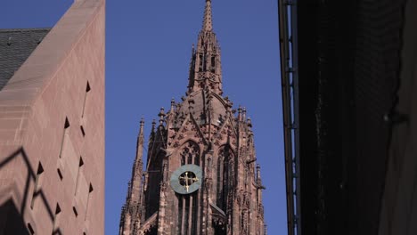 Catedral-De-Frankfurt,-Iglesia-Católica-Romana-De-San-Bartolomé,-Alemania