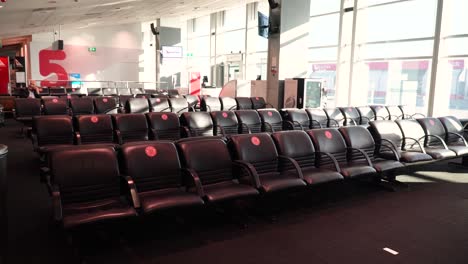 Empty-Sydney-Airport-Qantas-Domestic-Terminal-During-Corona-Virus-Covid-19-pandemic