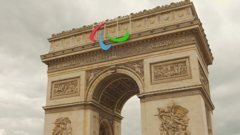 Tilt-shot-Arc-de-triomphe-decorated-for-the-2024-Summer-Paralympic-Games