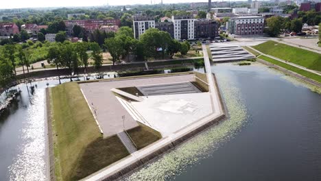 Vista-Aérea-De-La-Colina-Jonas-En-Klaipeda,-Lituania.