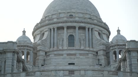 Victoria-Memorial-Hall-Dieser-Marmorpalast-Wurde-1921-Von-Der-Britischen-Regierung-Im-Zentrum-Von-Kalkutta-Zum-Gedenken-An-Königin-Victoria-Errichtet