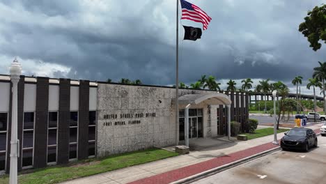 United-States-Post-Office-in-Fort-Myers,-Florida